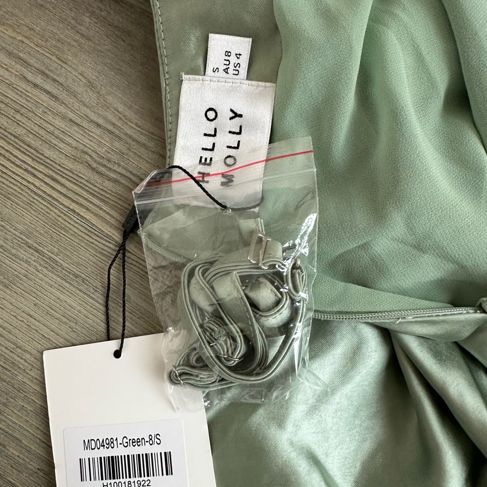 NWT- HELLO MOLLY IMMORTAL STYLE MAXI DRESS IN GREEN (VARIOUS SIZES) - Picture 11 of 13